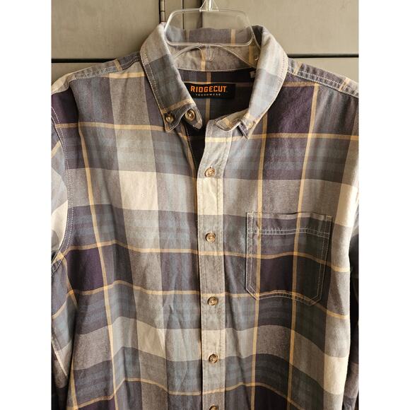 Ridgecut toughwear men's plaid button down shirt - size medium - Picture 2 of 5